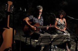 25 Febbraio 2018 Alle 20:30 Ettore Castagna presenta “Del sangue e del vino” all’ENTROTERRE FOLK CLUB